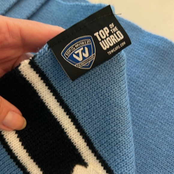 Unc chapel hill scarf and cap set - Picture 2 of 6